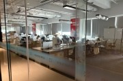 独家|实探罗马仕深圳总部:员工照常办公称“未停工未裁员”,但“精疲力尽” 独家|实探罗马仕深圳总部:员工照常办公称“未停工未裁员”,但“精疲力尽”