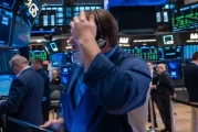 尾盘:美股走低科技股领跌 纳指下跌1.3% 尾盘:美股走低科技股领跌 纳指下跌1.3%