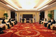 进出口银行董事长陈怀宇与重庆市常务副市长陈新武举行会谈 进出口银行董事长陈怀宇与重庆市常务副市长陈新武举行会谈